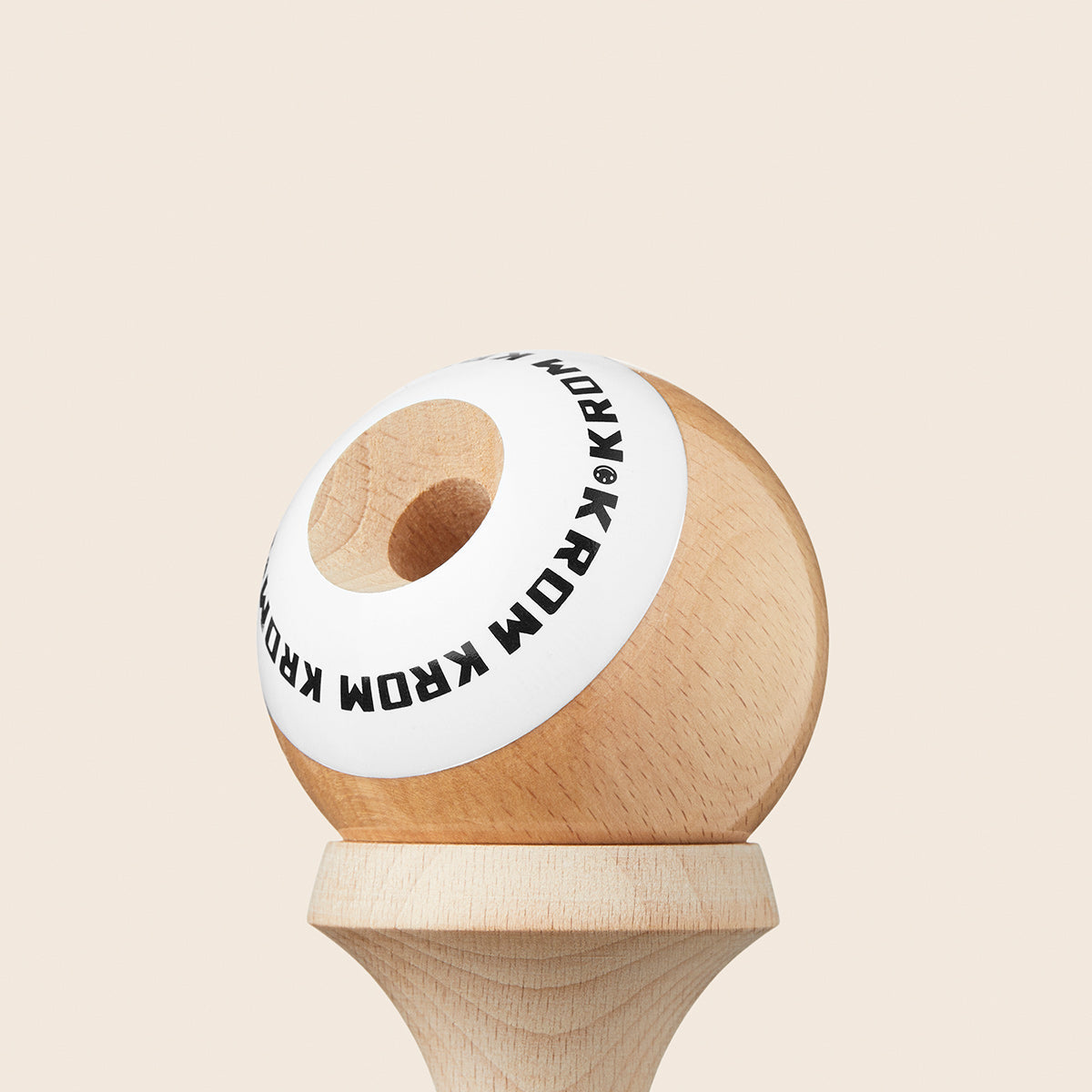 Kendama Krom Pop LOL Naked